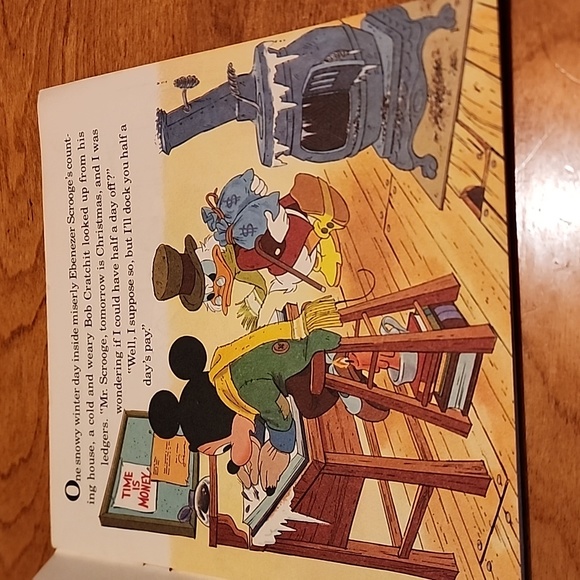 Vintage Disney Mickey's Christmas Carol Book - Picture 4 of 8